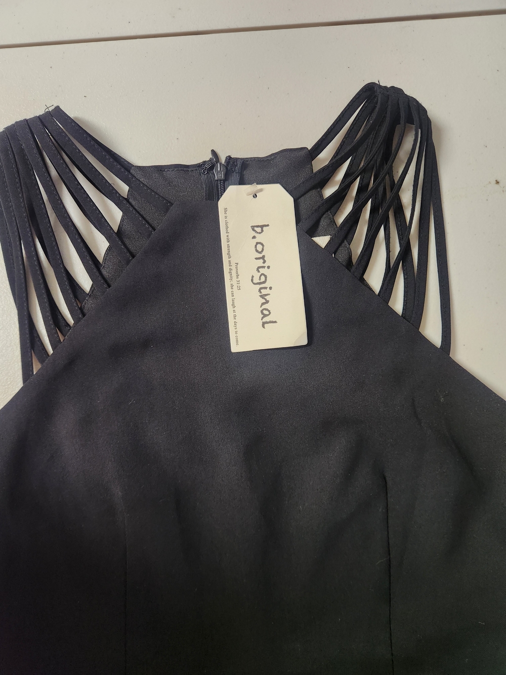 Black Multi Spaghetti Strap Shorts Romper Sz Small NWT - Picture 9 of 9